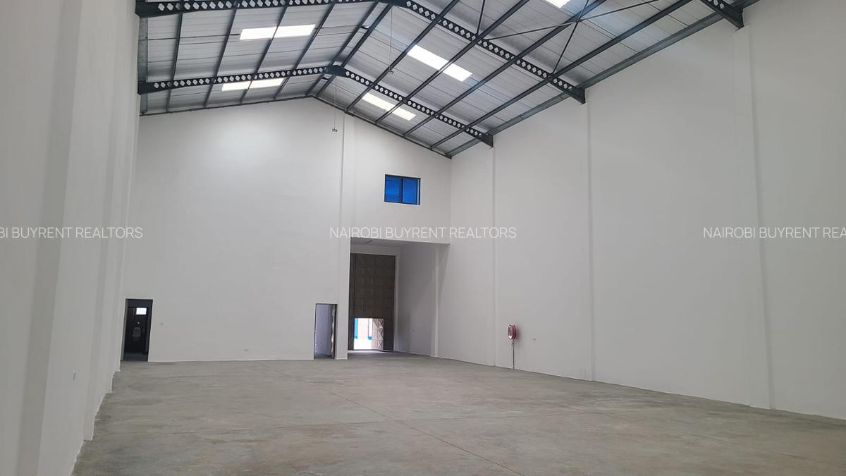 8,005 ft² Warehouse with Fibre Internet in Mlolongo - 4
