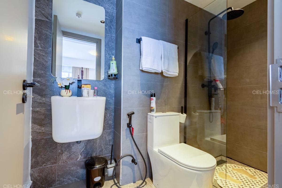 Serviced Studio Apartment with En Suite in Upper Hill - 17