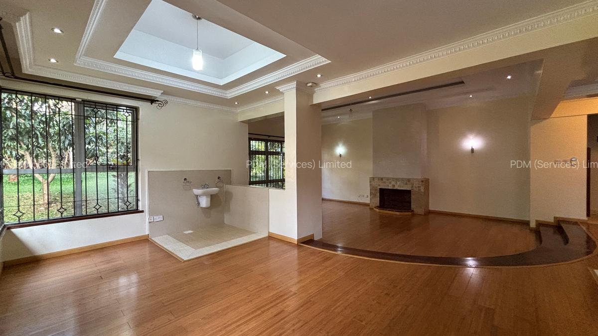 4 Bed Villa with En Suite in Runda - 3