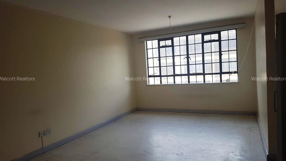 3 Bed Apartment with En Suite in Embakasi - 3