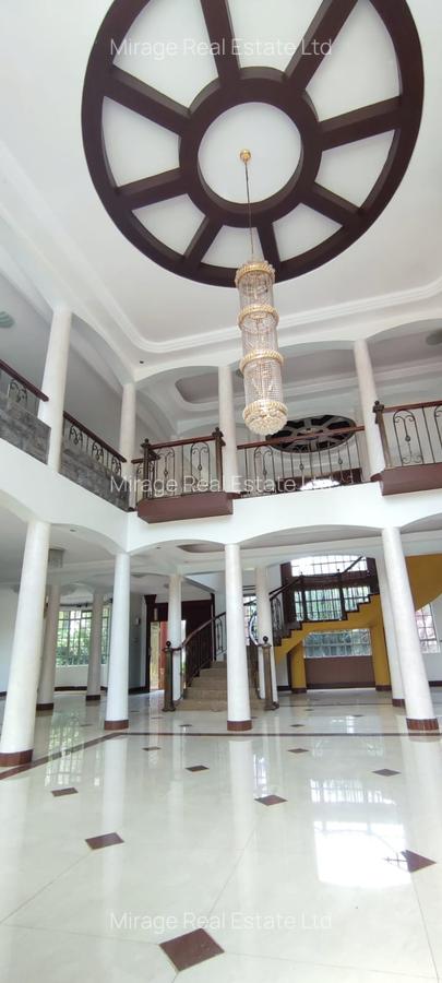 6 Bed House with En Suite in Nyari - 17