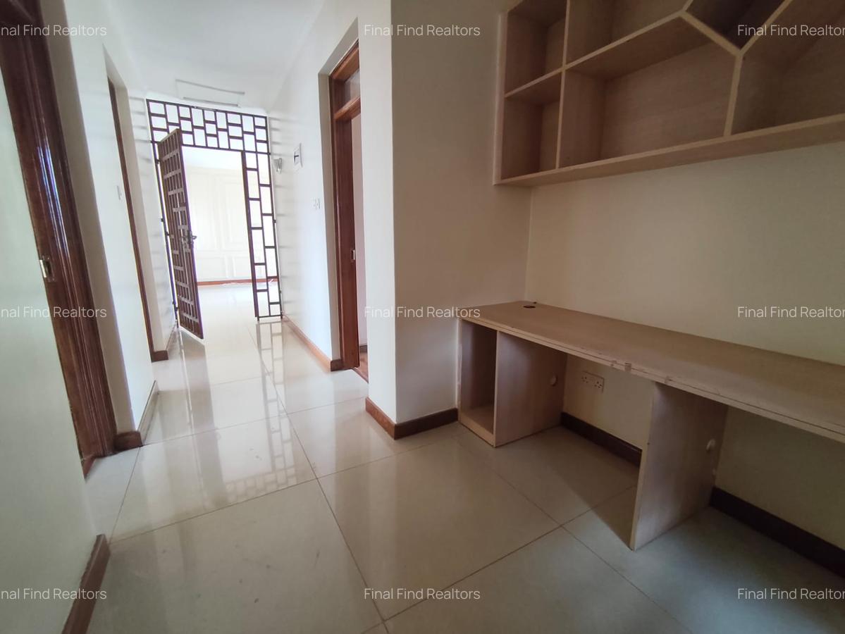4 Bed Townhouse with En Suite in Runda - 13