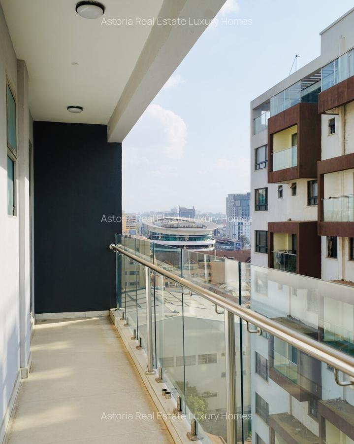 4 Bed Apartment with En Suite at 2026-510 4 Bed C Ren - 10