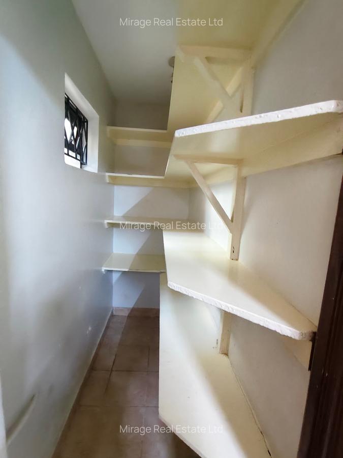4 Bed Apartment with Parking in Kileleshwa - 12