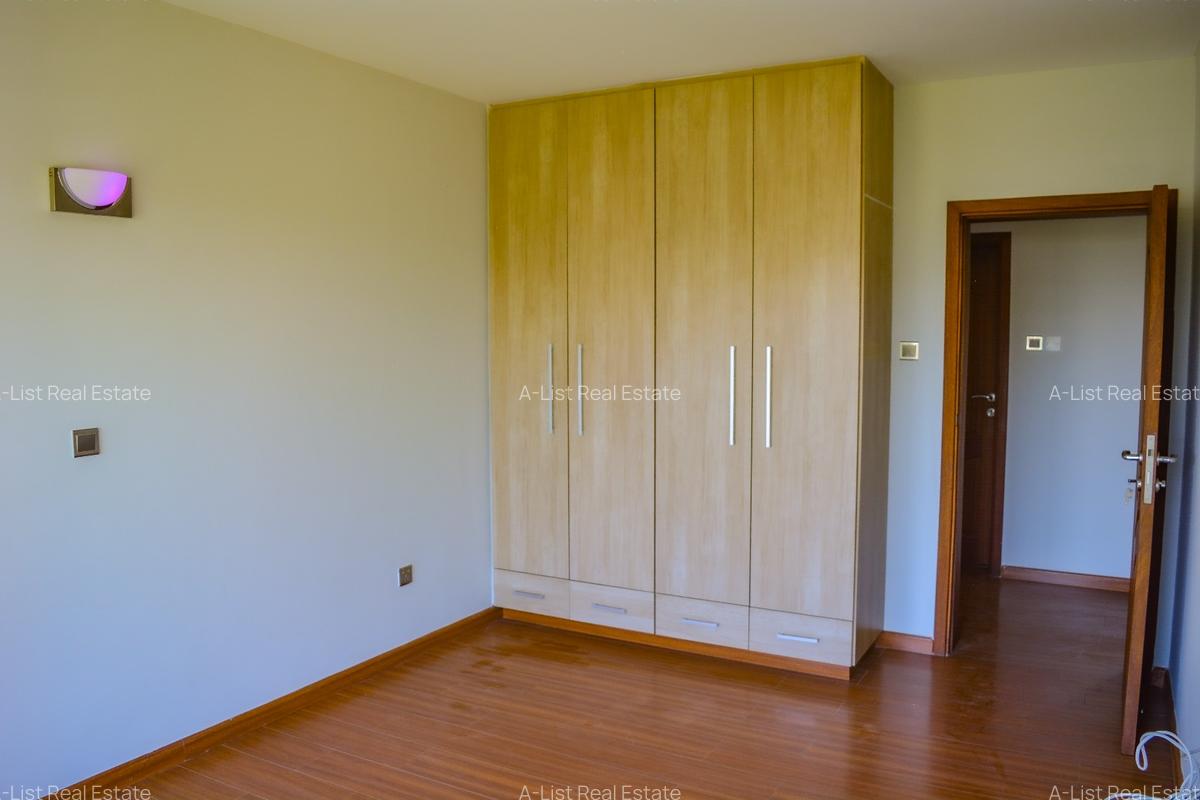 3 Bed Apartment with En Suite at Gatundu Road - 8