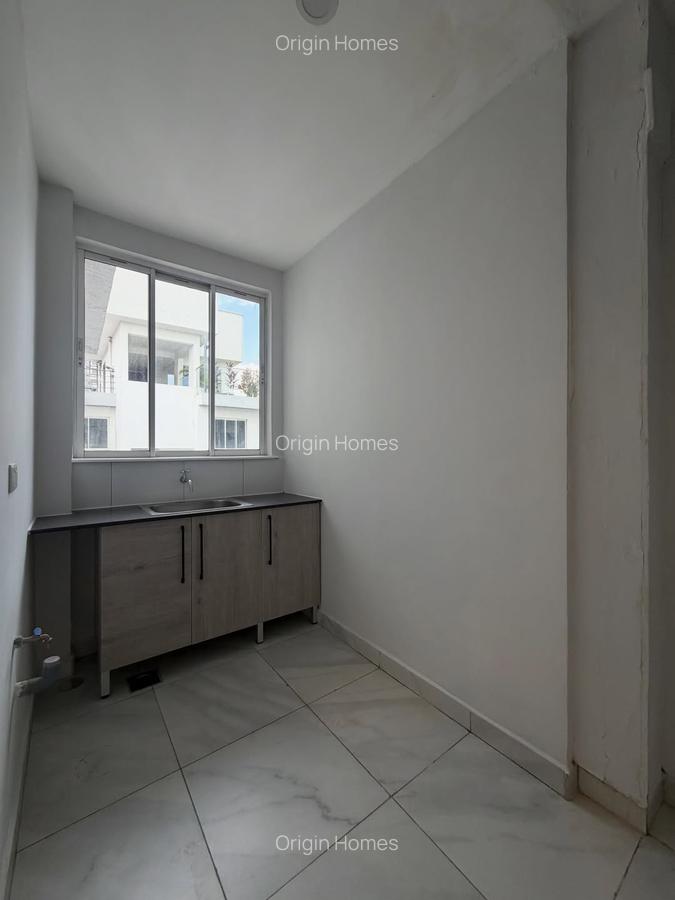 3 Bed Apartment with En Suite at Westlands - 16