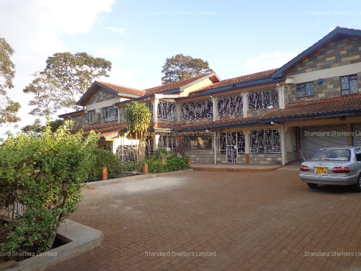 7 Bed House with En Suite in Nyari - 9