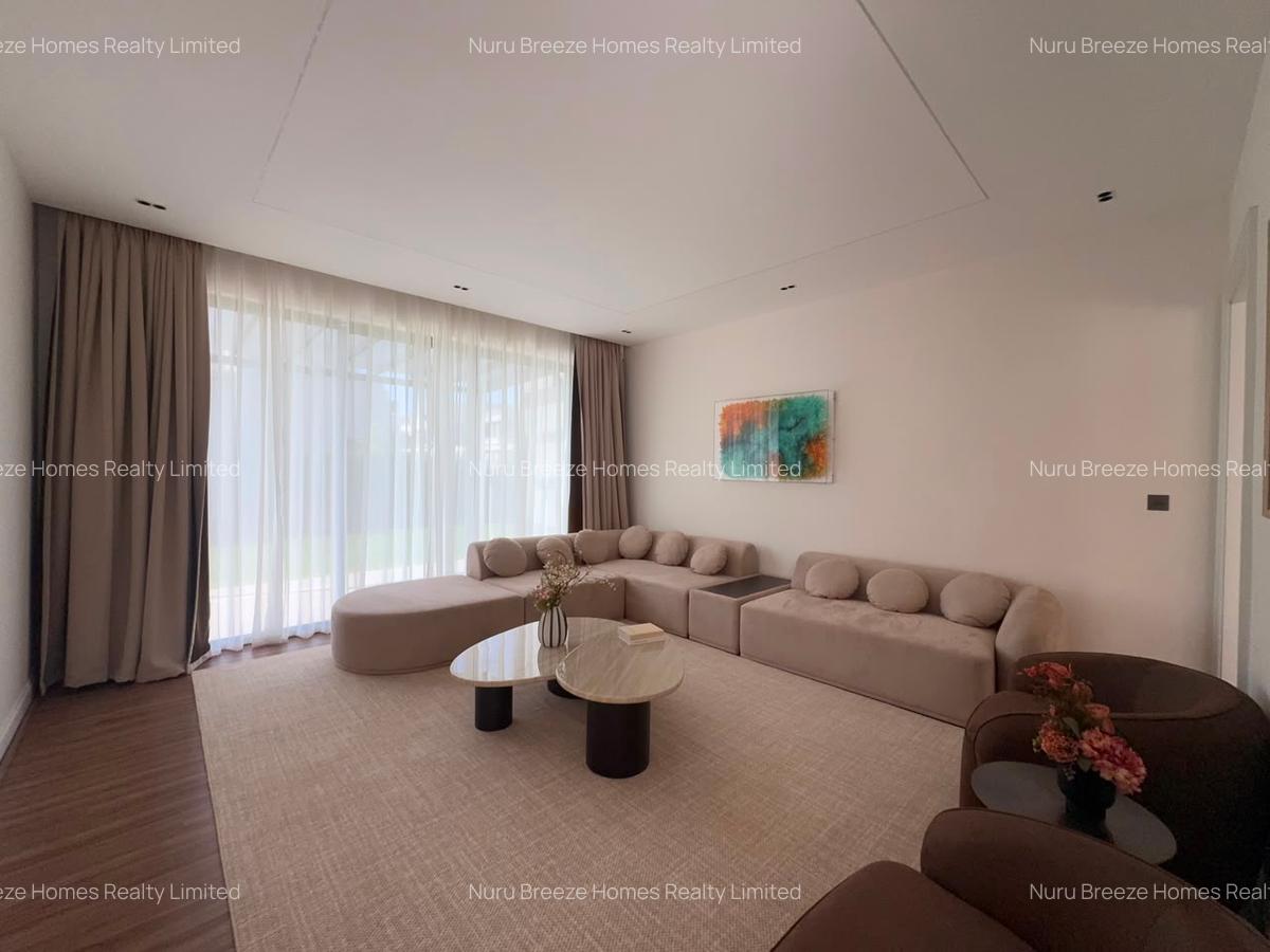 5 Bed Villa with En Suite in Runda - 20