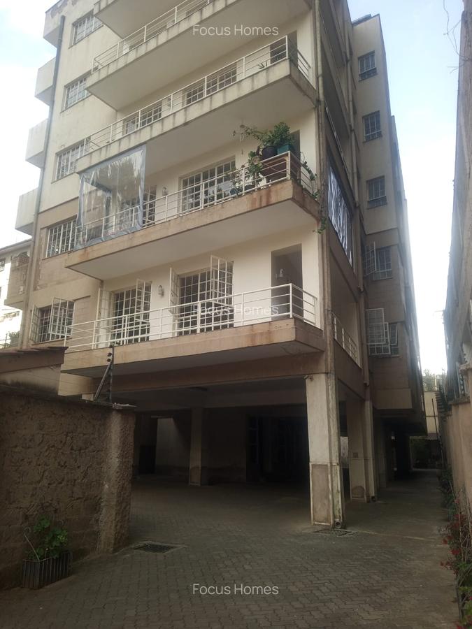 2 Bed Apartment with En Suite in Lavington - 1
