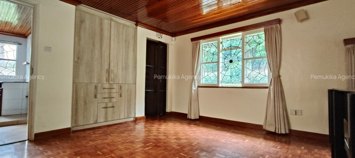 5 Bed House with En Suite at Redhill Road - 8