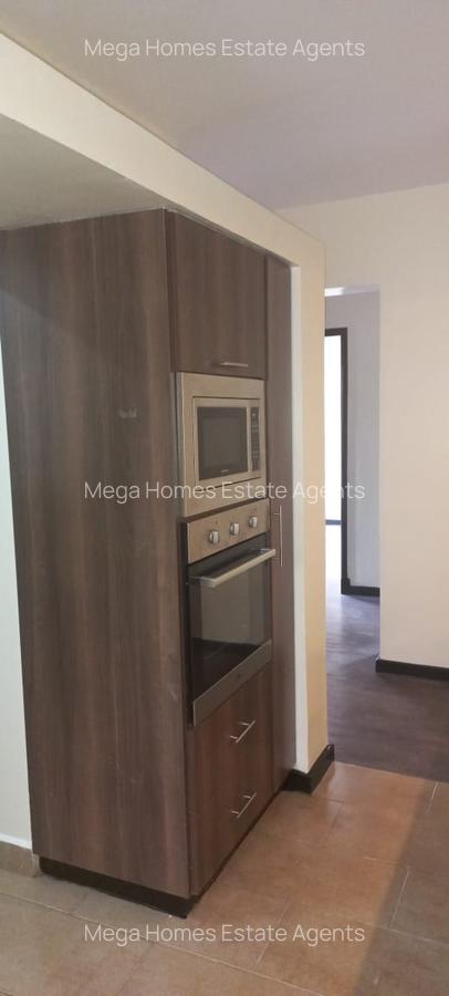 Serviced 3 Bed Apartment with En Suite in Kileleshwa - 12