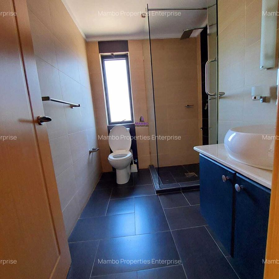 Serviced 2 Bed Apartment with En Suite at Brookside Drive - 6