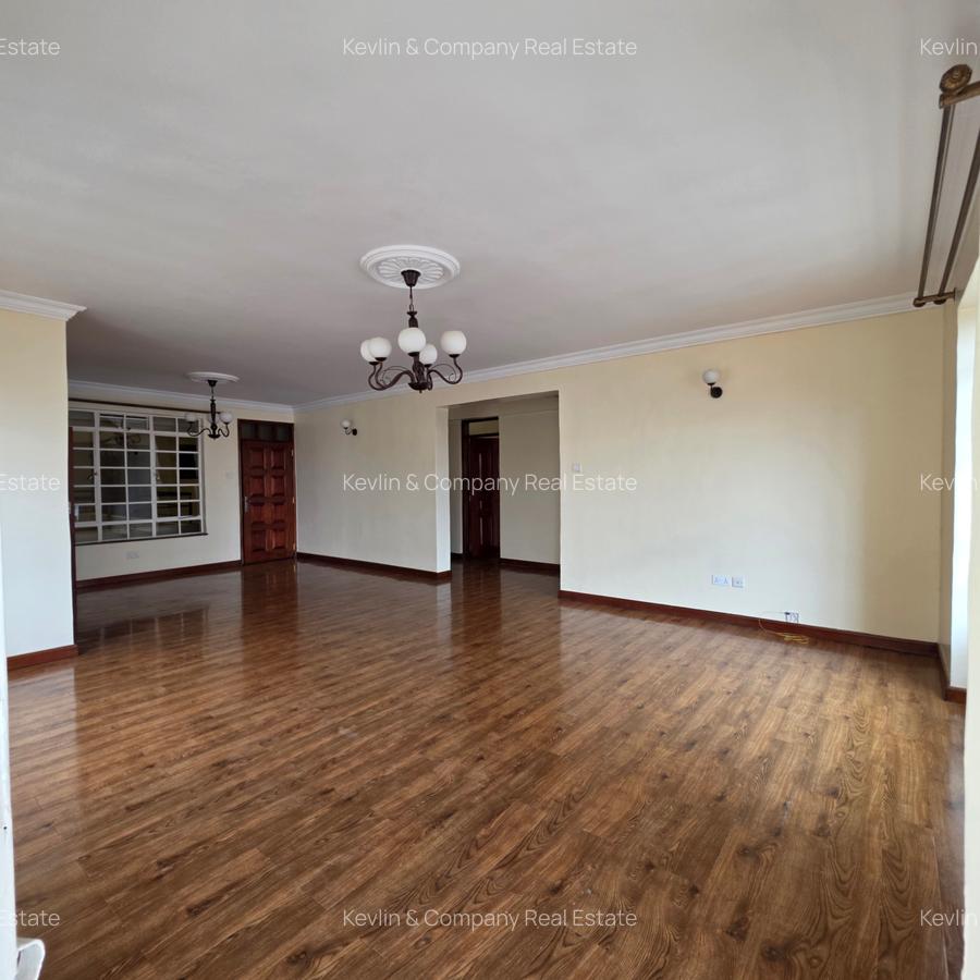 3 Bed Apartment with En Suite in Lavington - 1