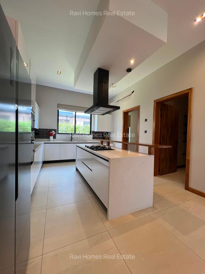 4 Bed Villa with En Suite at Loresho - 10