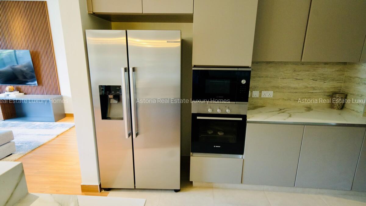 3 Bed Apartment with En Suite at 2026-385 - 14