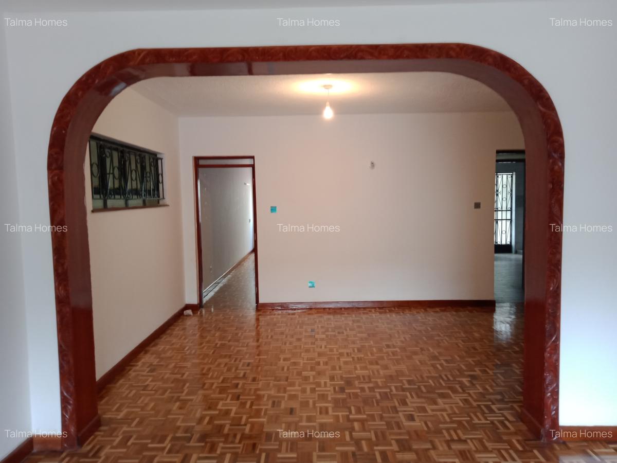 4 Bed Townhouse with En Suite at Lavington Green - 2