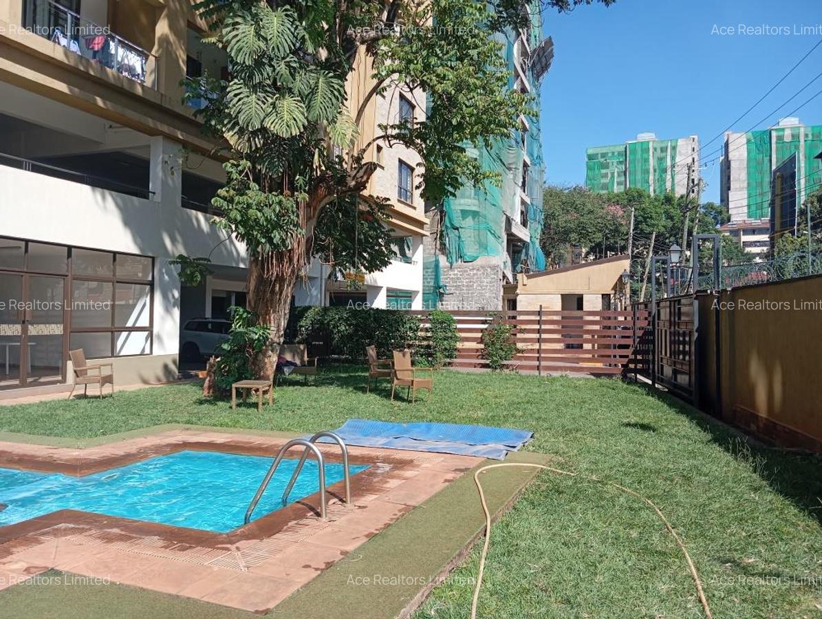 3 Bed Apartment with En Suite at General Mathenge - 10