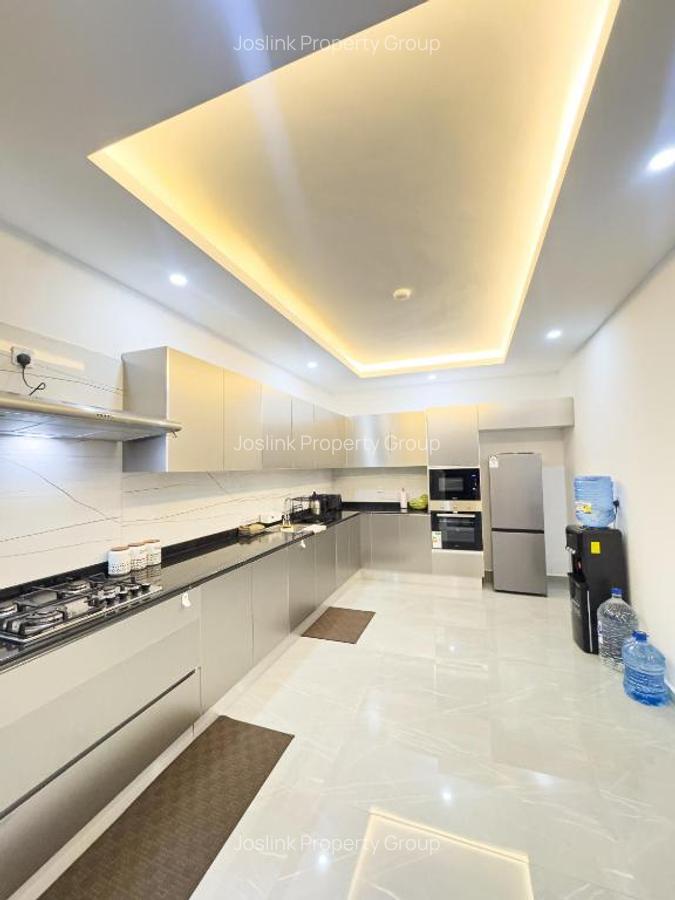2 Bed Apartment with Swimming Pool at Central - 9