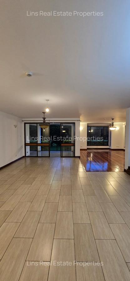 4 Bed Townhouse with En Suite in Runda - 20