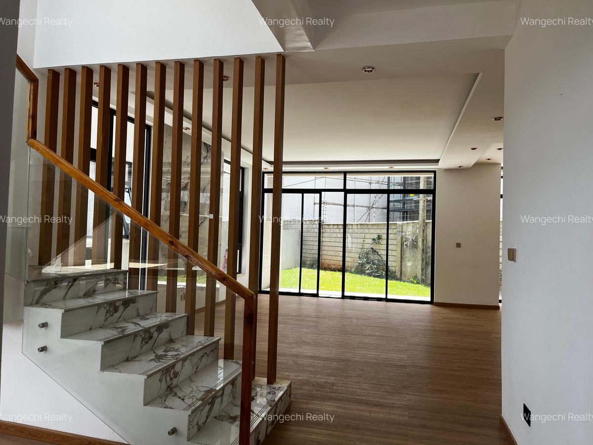 5 Bed Apartment with En Suite in Lavington - 2