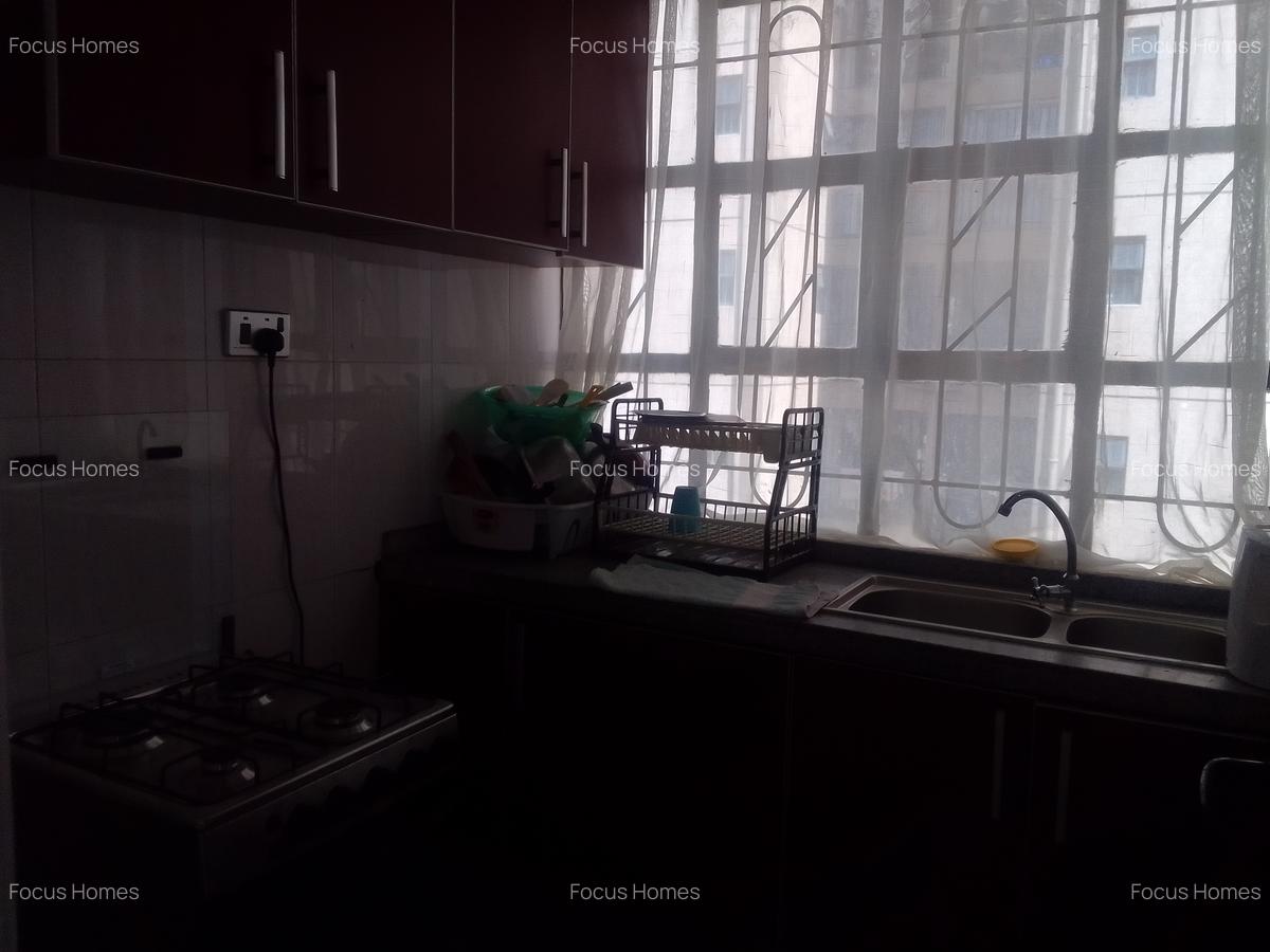 2 Bed Apartment with En Suite in Lavington - 18
