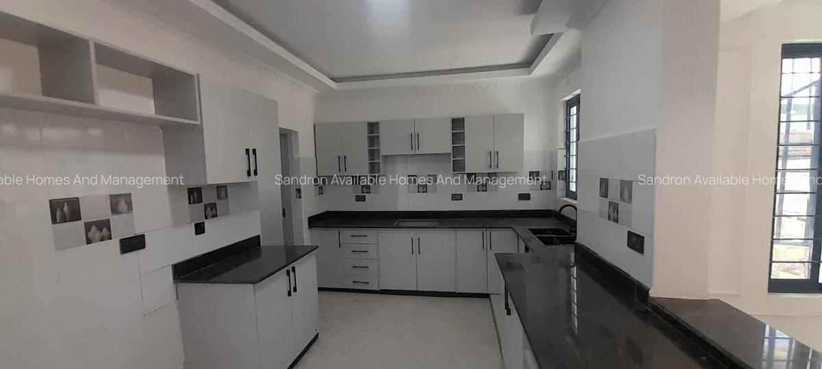 4 Bed Villa with En Suite in Ongata Rongai - 2