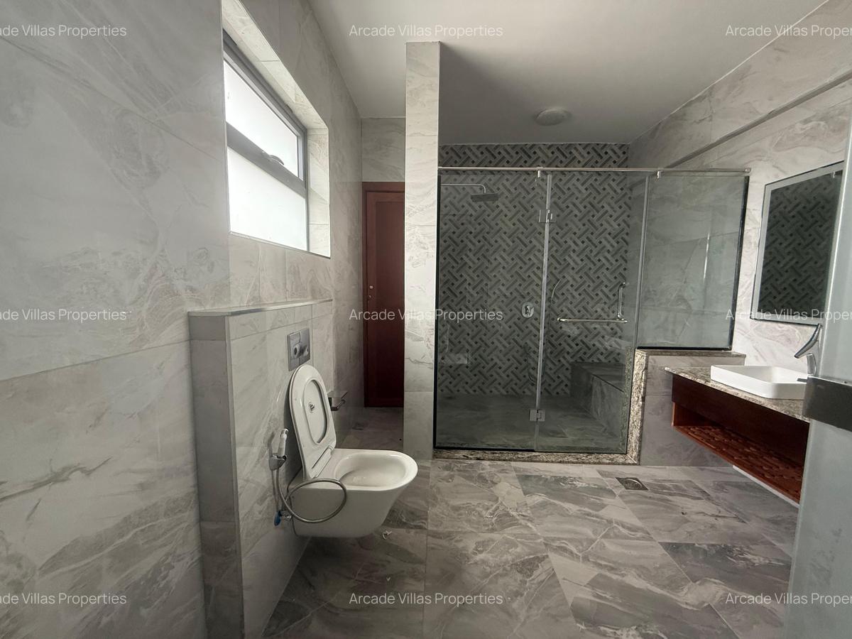 3 Bed Apartment with En Suite in Kilimani - 9