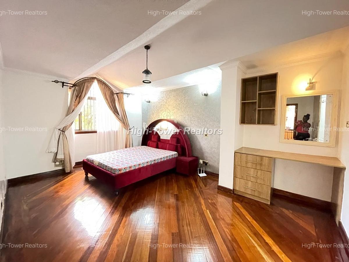 4 Bed Townhouse with En Suite in Runda - 16