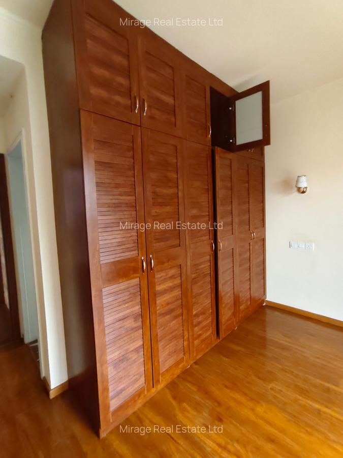2 Bed Apartment with En Suite in Kilimani - 15