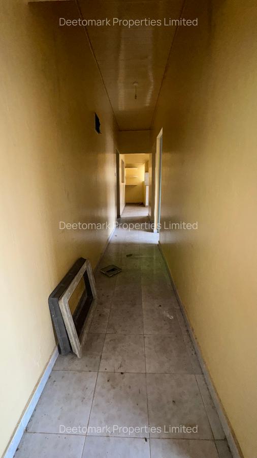 3 Bed House with En Suite at G56 - 9