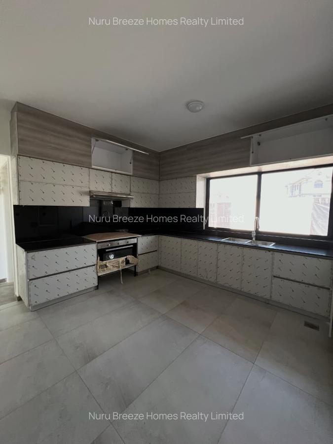 4 Bed Townhouse with En Suite in Kiambu Road - 3