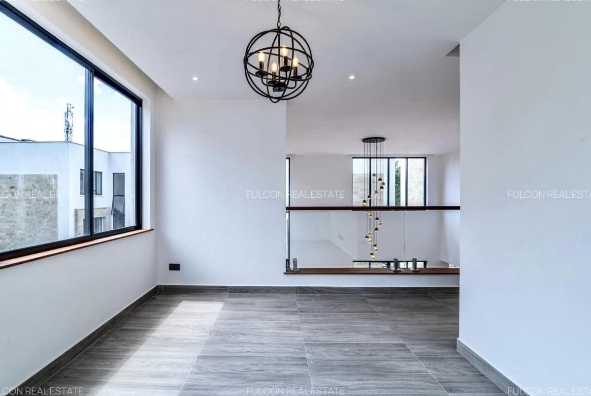 5 Bed Villa with En Suite in Lavington - 19