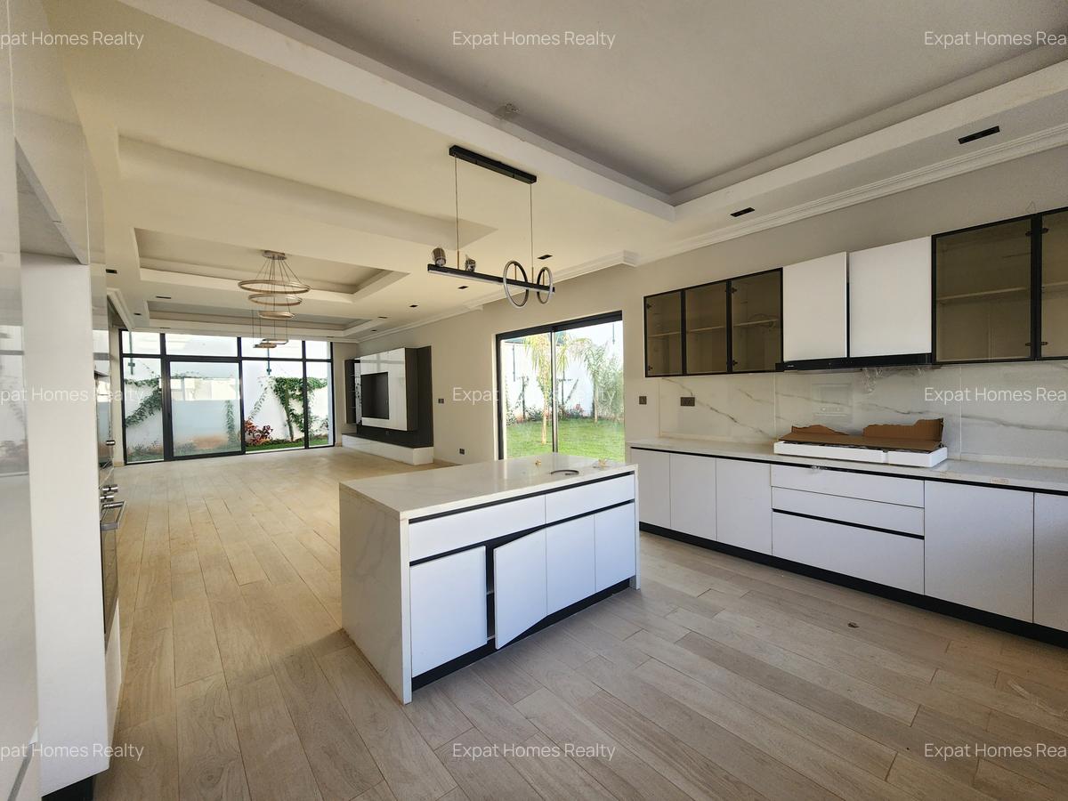 5 Bed Villa with Staff Quarters in Lavington - 8