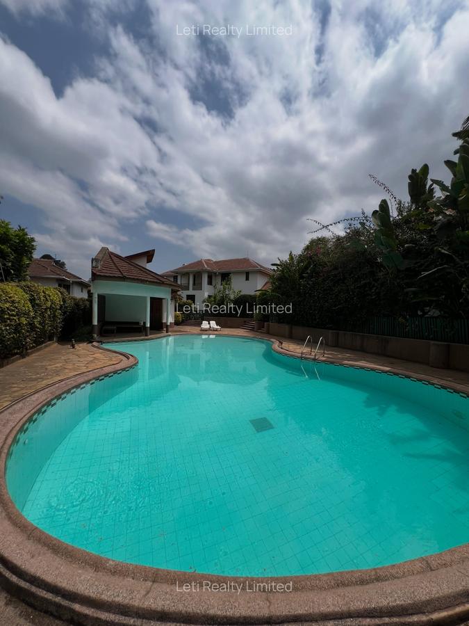 4 Bed Villa with En Suite in Lavington - 3