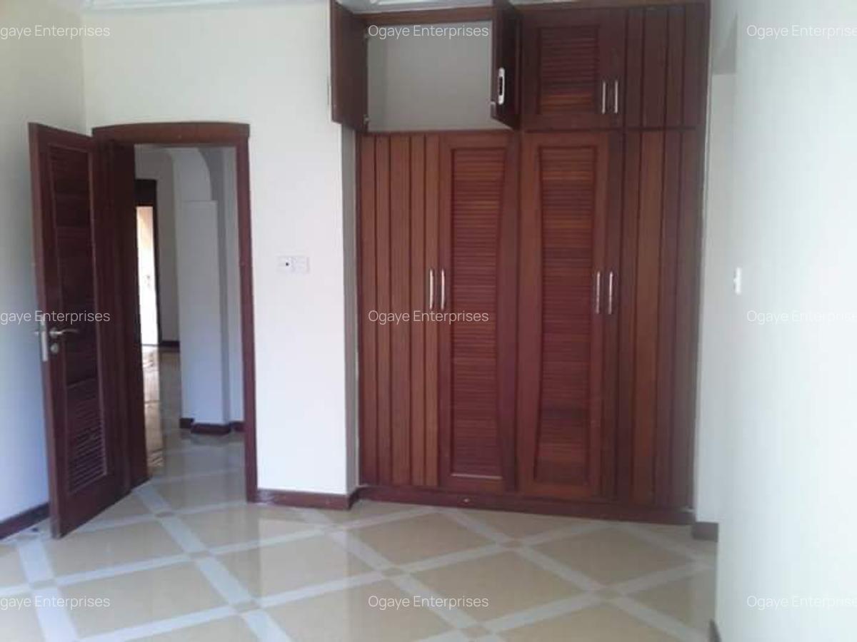3 Bed Apartment with En Suite at Nyali - 6
