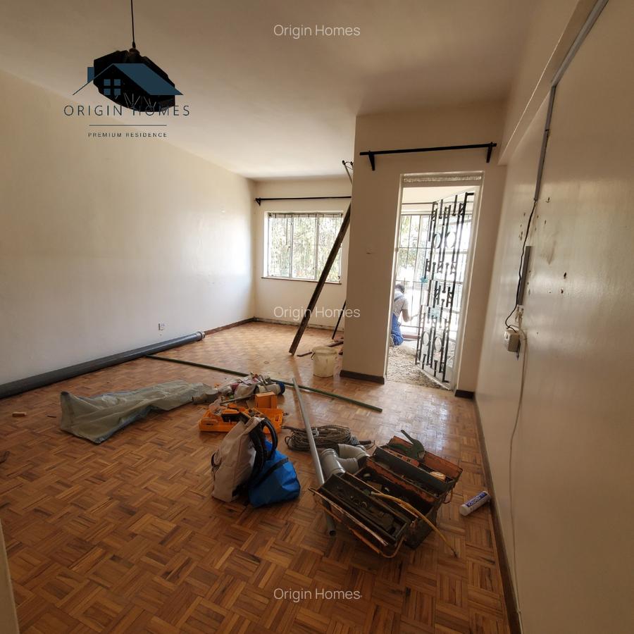 3 Bed Townhouse with En Suite at Dennis Pritt Road - 4