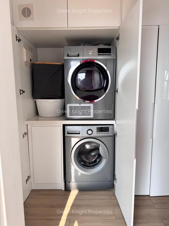 Serviced 2 Bed Apartment with En Suite in Lavington - 9