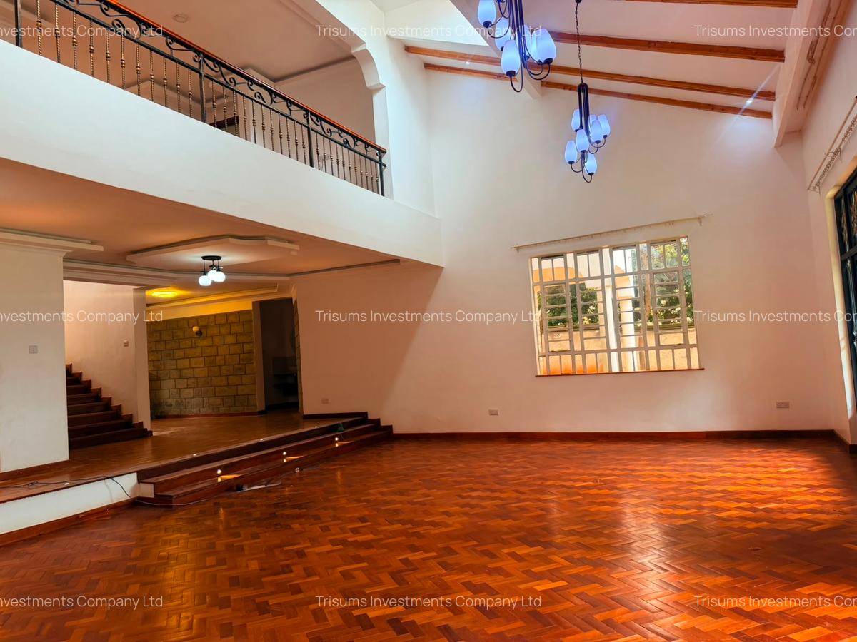 5 Bed House with En Suite in Runda - 6