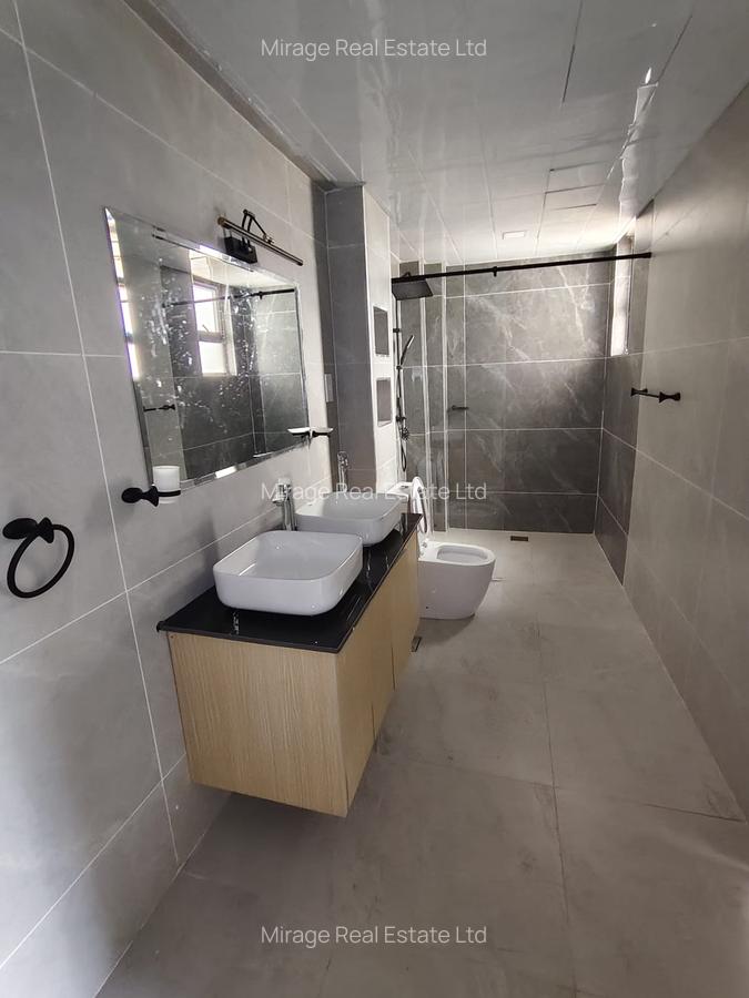 5 Bed Apartment with Borehole in Parklands - 10
