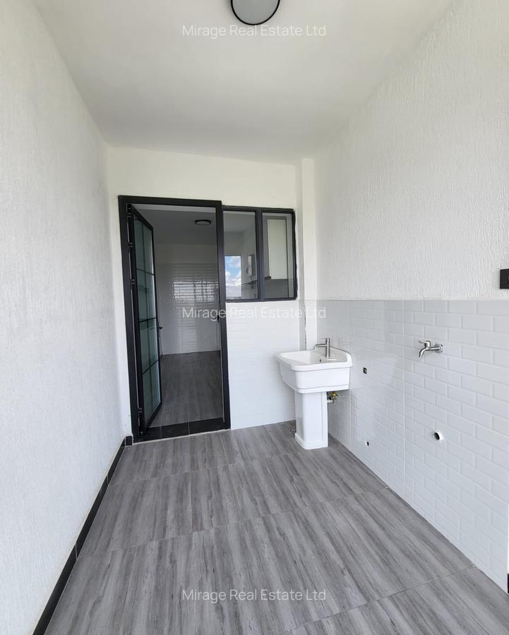 2 Bed Apartment with Swimming Pool in Kilimani - 3