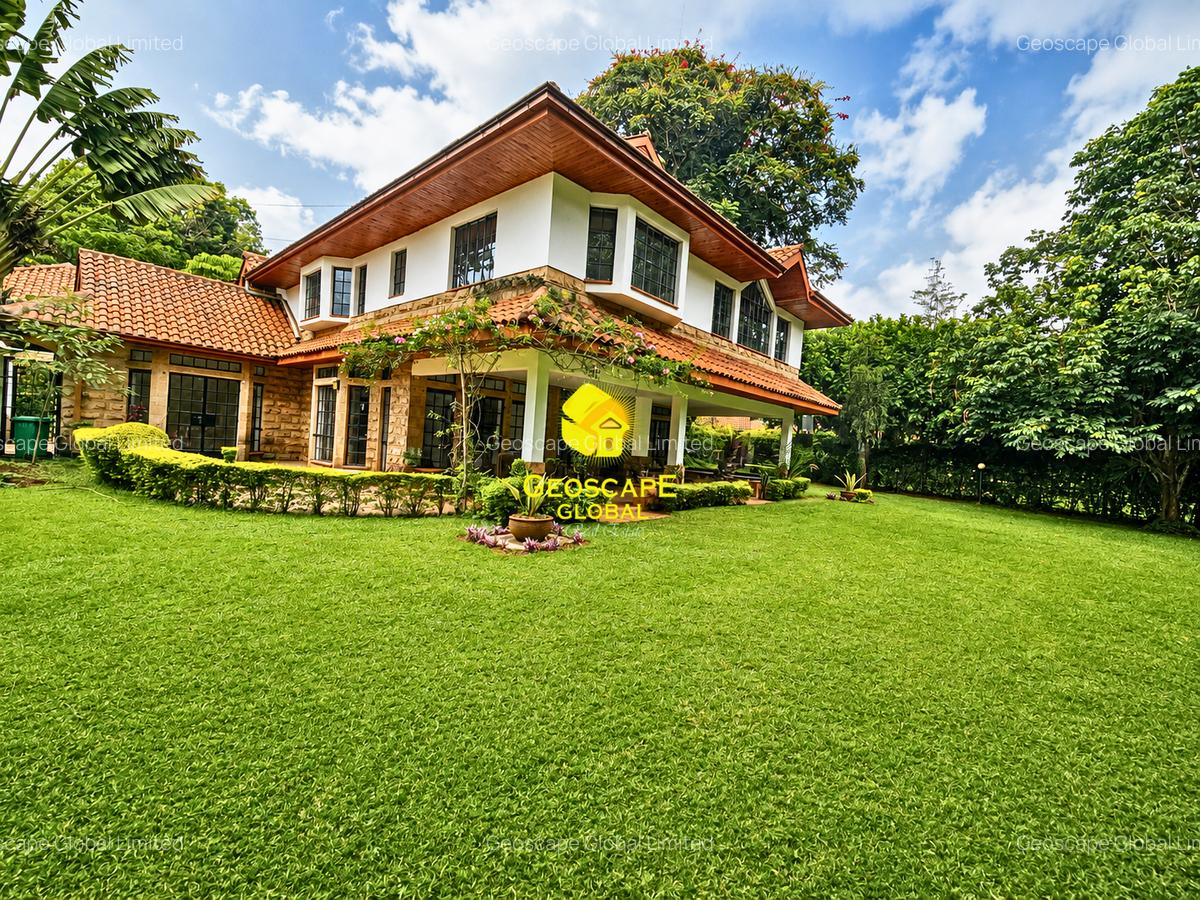5 Bed House with En Suite in Rosslyn - 1