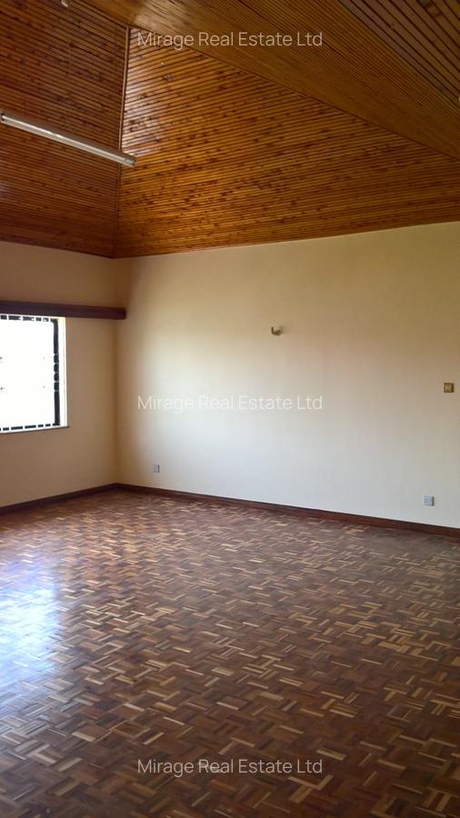 Commercial Property with Parking in Kilimani - 8