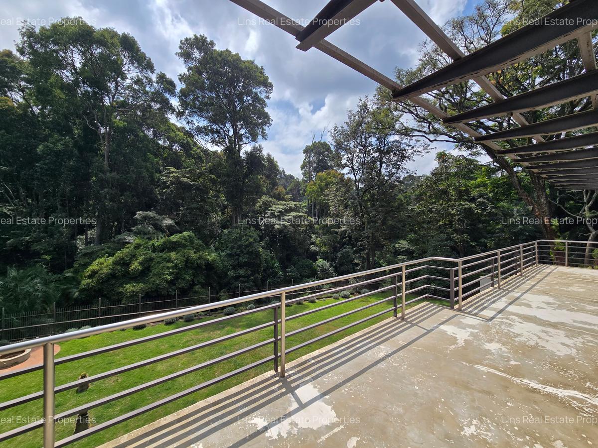 3 Bed Townhouse with En Suite in Spring Valley - 18