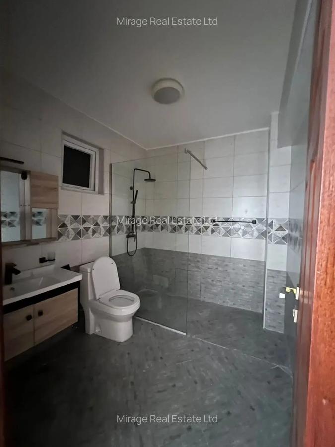 3 Bed Apartment with En Suite in General Mathenge - 6