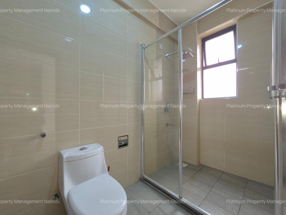 4 Bed Apartment with En Suite at Weslands - 15