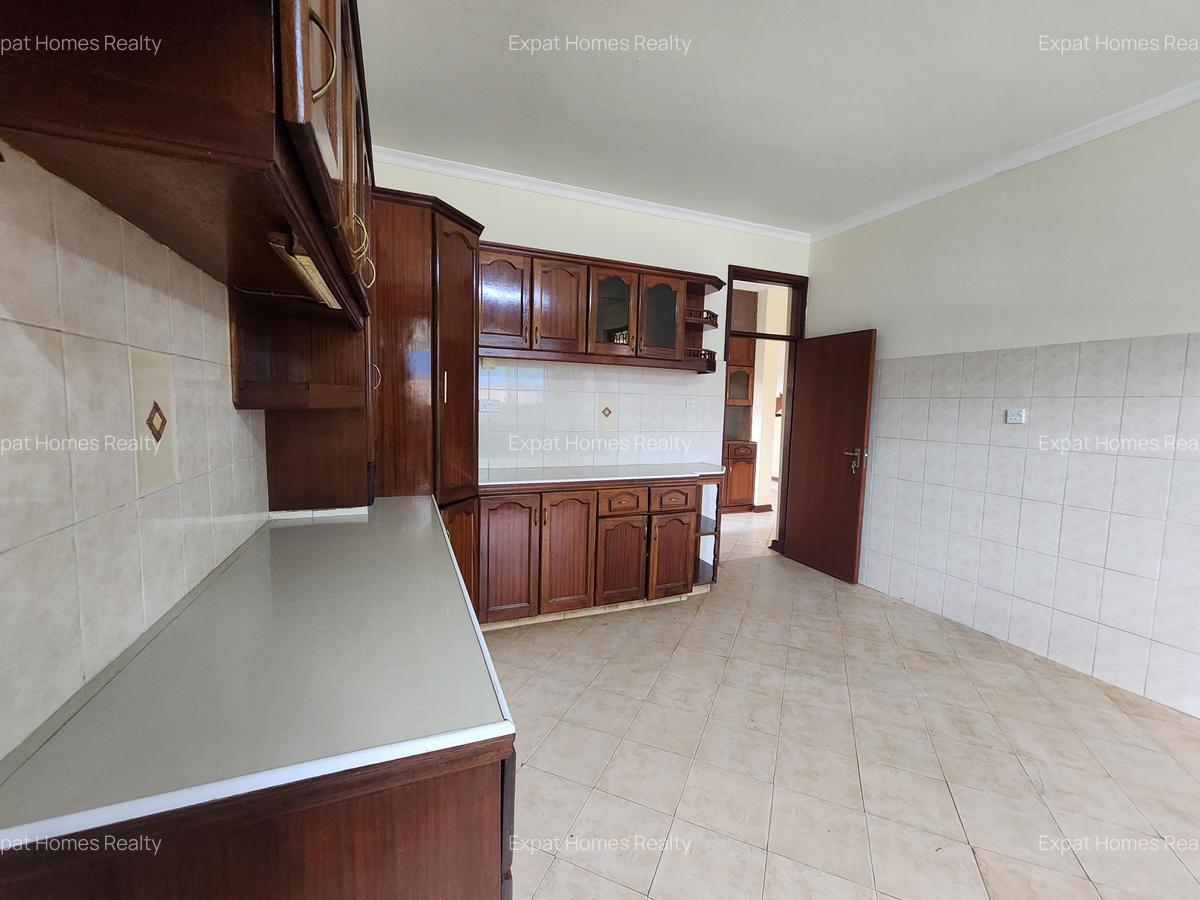 4 Bed Villa with Staff Quarters at 1 - 8
