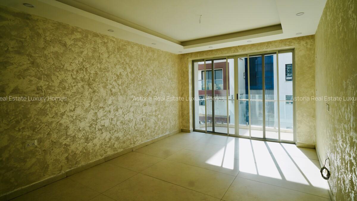 4 Bed Apartment with En Suite at 2026-510 4 Bed C Ren - 18