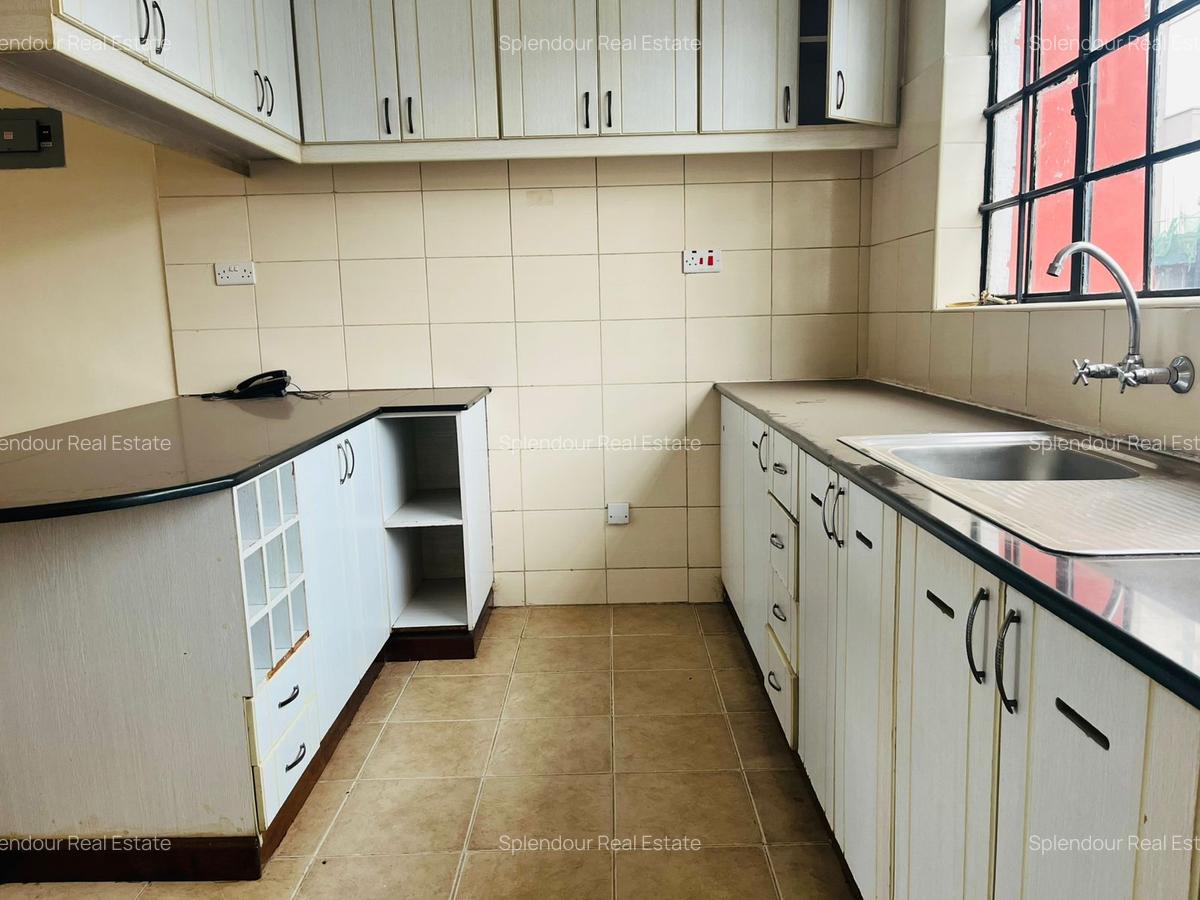 2 Bed Apartment with En Suite in Lavington - 9