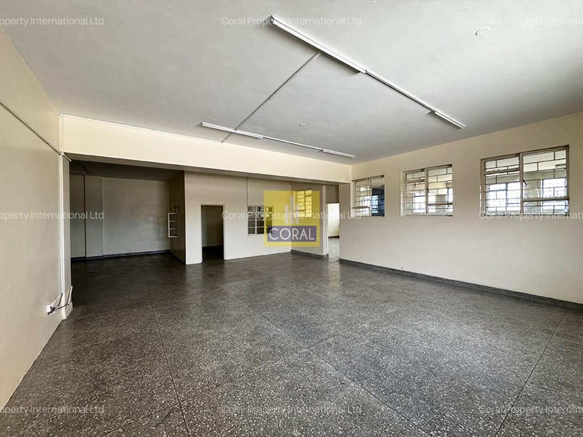Office in Industrial Area - 10