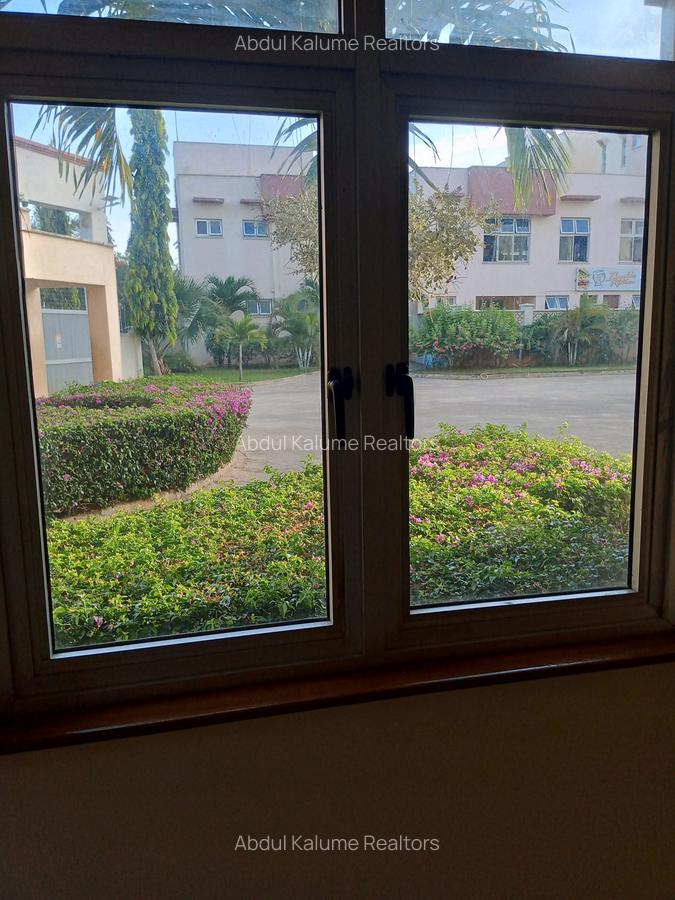 Serviced 2 Bed Apartment with En Suite at Mtwapa - 12